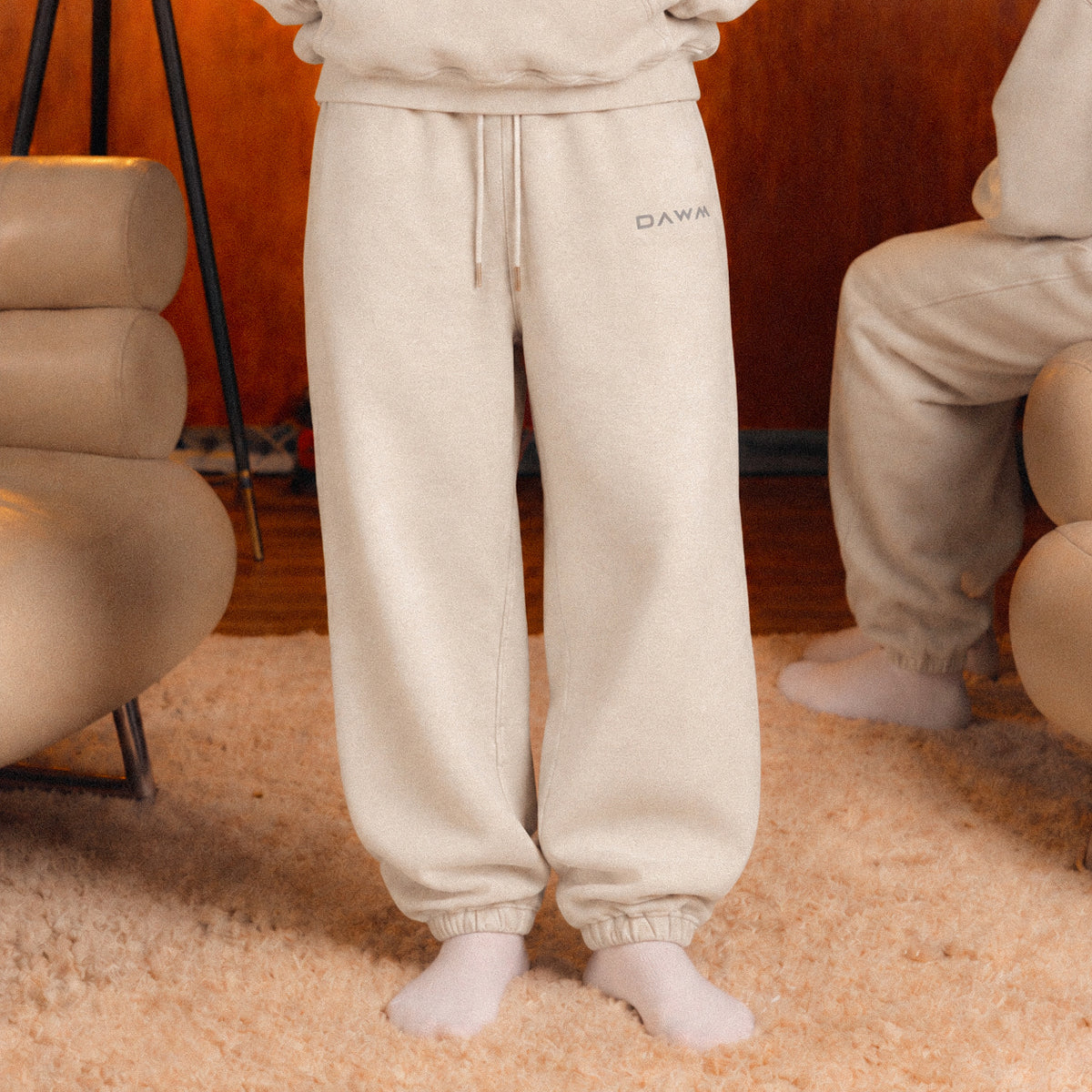 DAWM ESSENTIAL 01 355 GSM fleece sweatpants in Bone, second alternate view