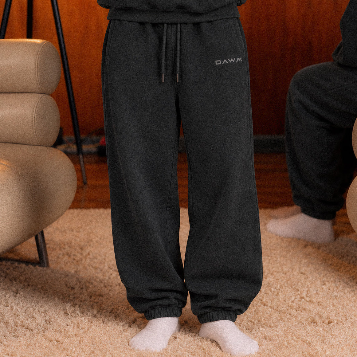 DAWM ESSENTIAL 01 355 GSM fleece sweatpants in Washed Black, second alternate view